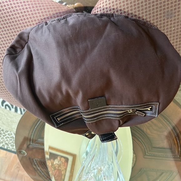 Gucci Shoulder Bag - Picture 5 of 15